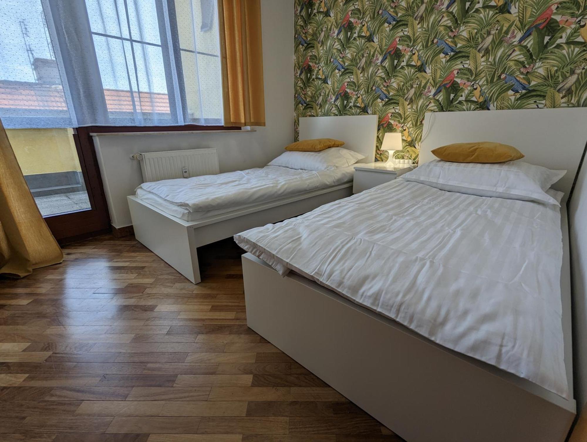 3-Bedroom Apt In Town Square Breslavia Exterior foto
